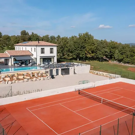 Luxury Cypress Hill - Happy Apartament *