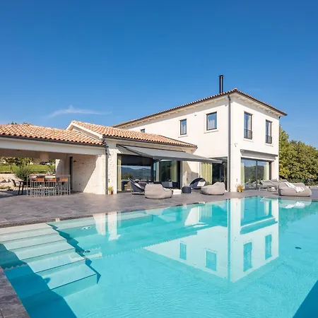 Apartament Luxury Cypress Hill - Happy